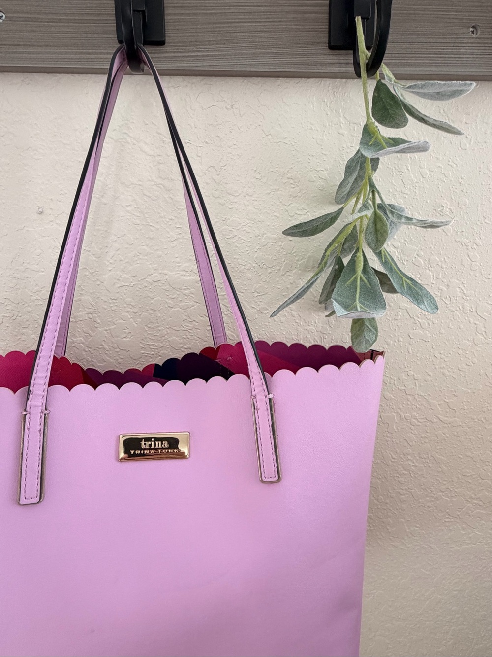 Trina Turk Pink Scallop-Edge Tote, Multicolored Interior, Gold Tone Logo, Vegan - Picture 3 of 10